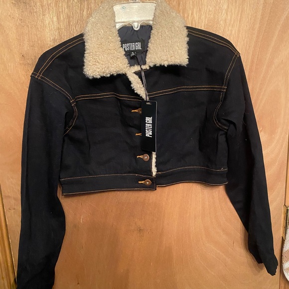 POSTER GIRL Cropped Jacket with Cream shearling Collar - Picture 7 of 15